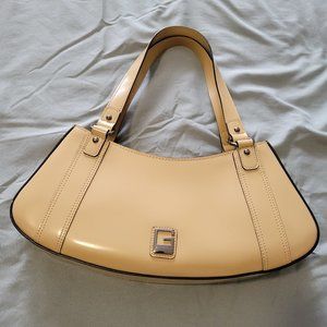 Guess paten leather (tan)